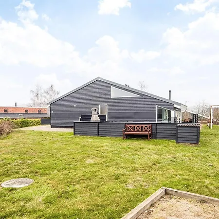 12 Person In Ebeltoft-by Traum * Ebeltoft